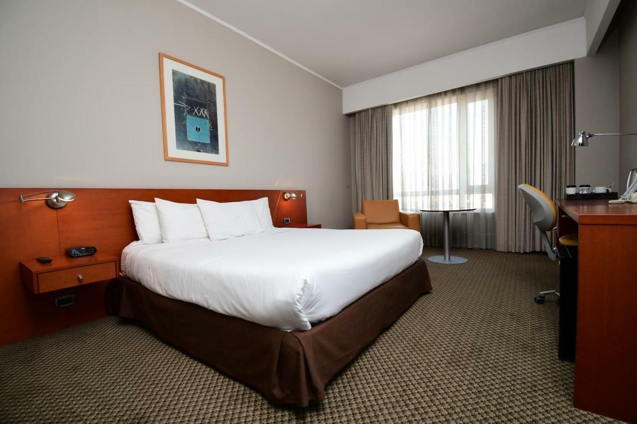 Radisson Ciudad Empresarial Hotel Santiago del Cile